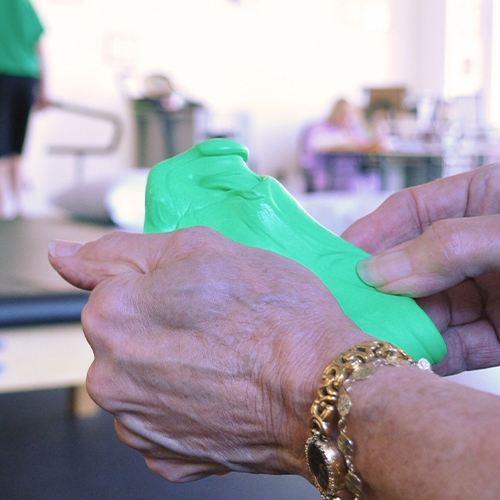 physical-therapy-clinic-hand-pain-relief-therasport-physical-therapy-merchantville-sewell-nj